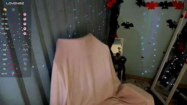 Lei White online show from 10/20/25, 07:14