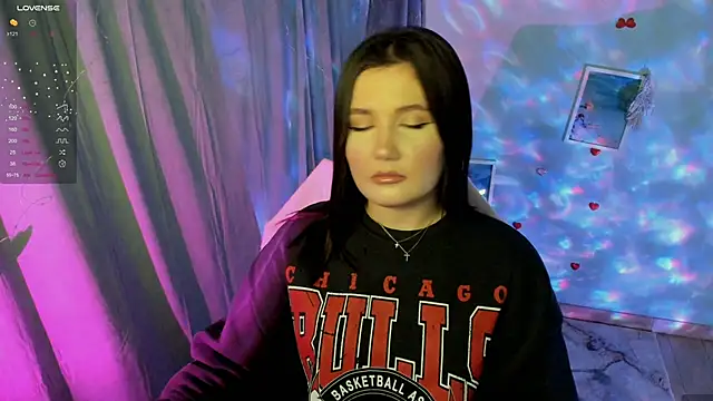 Lei White online show from 09/27/25, 08:59