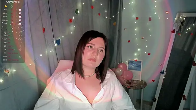 Lei White online show from 02/12/25, 04:33