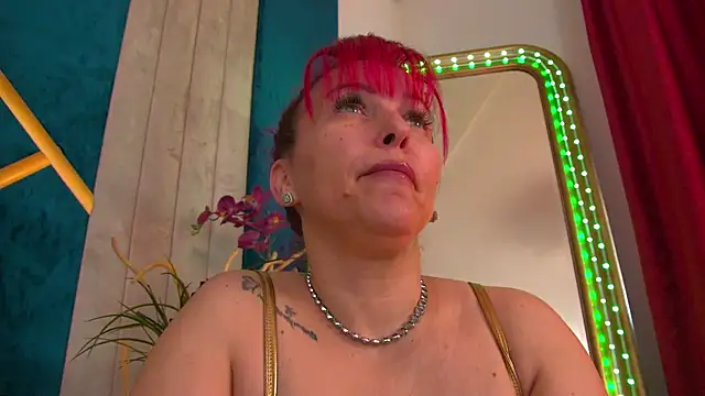 Foxxxy MILF online show from 05/01/26, 03:44