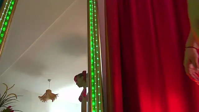 Foxxxy MILF online show from 05/15/26, 03:59