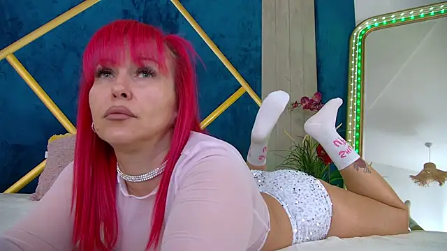 Foxxxy MILF online show from 01/17/26, 05:11