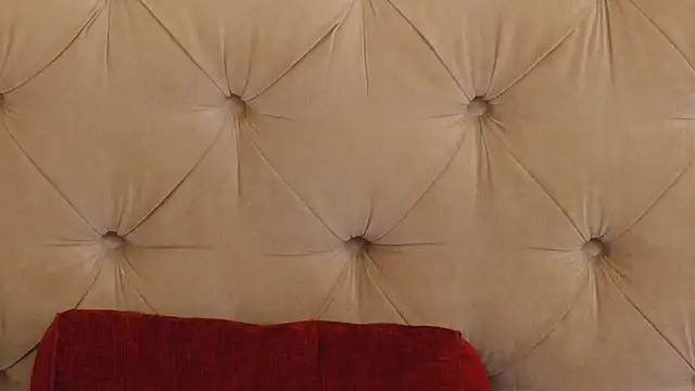 Snapshot of SarahLynz chatting on 02/28/25, 04:10 SarahLynz online show from 02/28/25, 04:10
