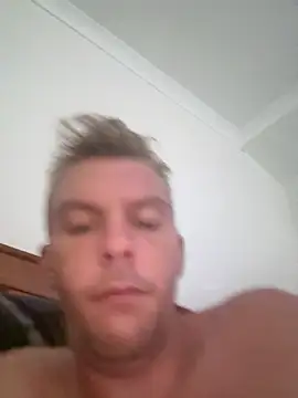 Snapshot of aus_guy93 chatting on 04/06/26, 03:57 aus guy93 online show from 04/06/26, 03:57