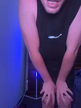 aus guy93 online show from 11/14/25, 12:42