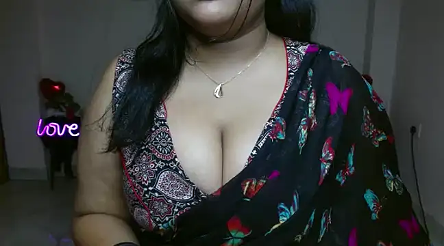 Snapshot of Naughty_Ayesha1 chatting on 02/22/25, 07:47 Naughty Ayesha1 online show from 02/22/25, 07:47