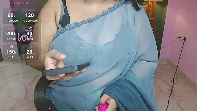 Snapshot of Naughty_Ayesha1 chatting on 09/24/25, 06:53 Naughty Ayesha1 online show from 09/24/25, 06:53