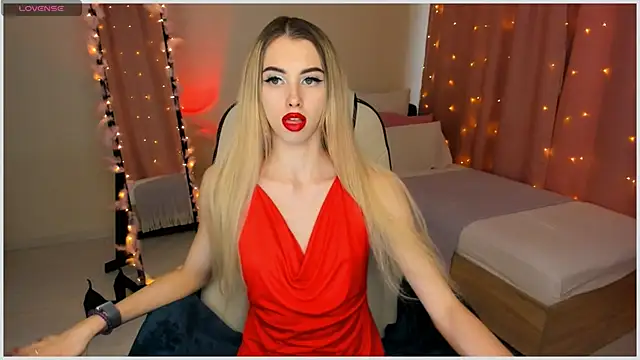 Snapshot of Emilia_Klar chatting on 03/05/25, 02:56 Emilia Klar online show from 03/05/25, 02:56