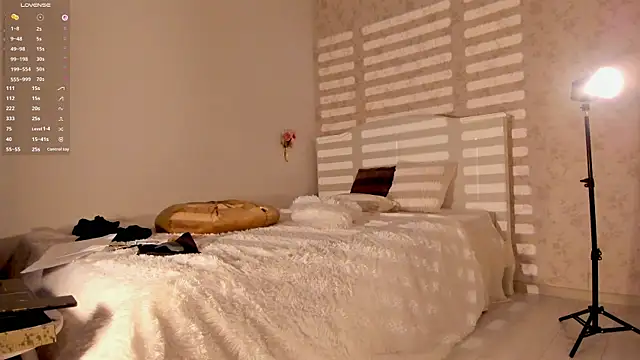 Allena moan online show from 05/31/26, 08:42