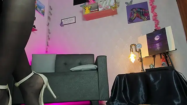 Alaia Love77 online show from 09/19/25, 10:41