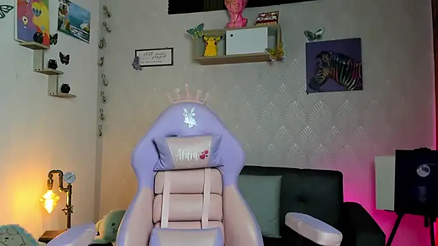 Alaia Love77 online show from 11/10/25, 06:24