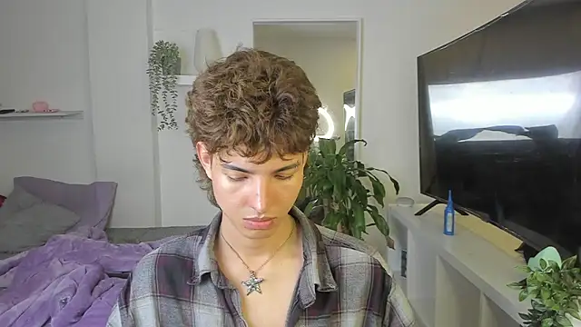 santy-kitty online show from 11/11/25, 03:56