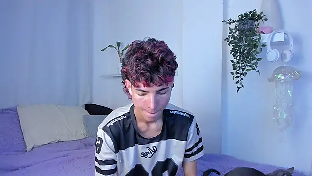 Snapshot of santy-kitty chatting on 02/27/26, 11:26 santy-kitty online show from 02/27/26, 11:26