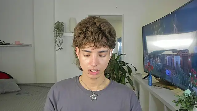 santy-kitty online show from 11/12/25, 02:15