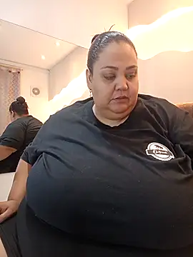 Snapshot of Alisson_am chatting on 11/15/25, 11:36 Alisson am online show from 11/15/25, 11:36