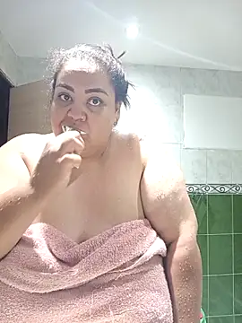 Snapshot of Alisson_am chatting on 12/23/25, 08:13 Alisson am online show from 12/23/25, 08:13