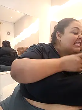 Snapshot of Alisson_am chatting on 11/23/25, 11:20 Alisson am online show from 11/23/25, 11:20