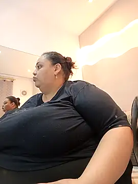 Snapshot of Alisson_am chatting on 10/17/25, 11:23 Alisson am online show from 10/17/25, 11:23