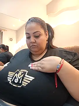 Snapshot of Alisson_am chatting on 02/13/26, 11:43 Alisson am online show from 02/13/26, 11:43