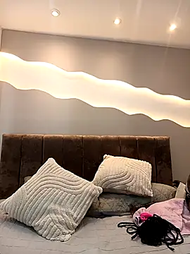 Snapshot of Alisson_am chatting on 12/03/25, 03:44 Alisson am online show from 12/03/25, 03:44