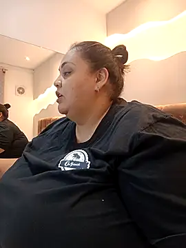 Snapshot of Alisson_am chatting on 11/06/25, 11:14 Alisson am online show from 11/06/25, 11:14