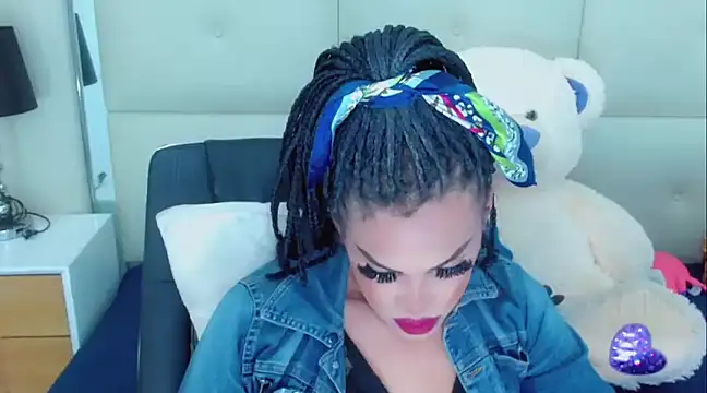 NathaliaCross online show from 03/10/25, 08:23