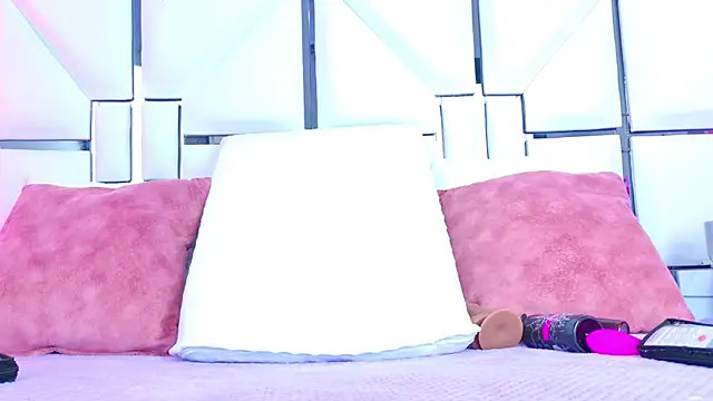 Snapshot of AlliciaKim chatting on 03/03/26, 11:50 AlliciaKim online show from 03/03/26, 11:50