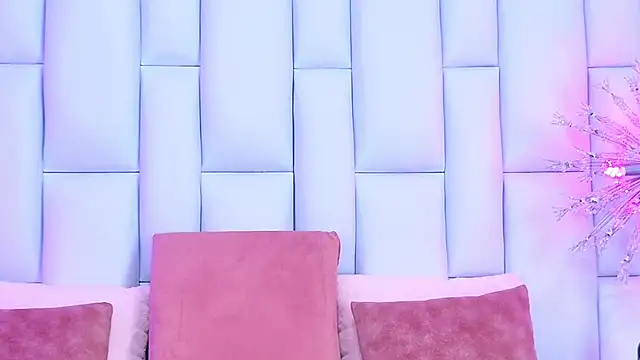 AlliciaKim online show from 03/19/25, 07:17