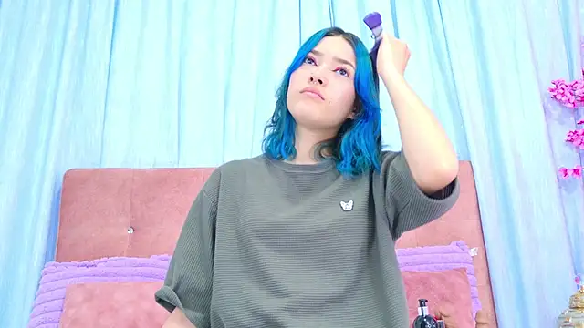 AlliciaKim online show from 11/28/25, 07:14