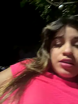 Snapshot of perlita05 chatting on 12/02/25, 11:28 perlita05 online show from 12/02/25, 11:28