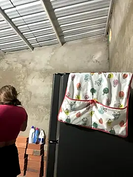 Snapshot of perlita05 chatting on 11/29/25, 06:41 perlita05 online show from 11/29/25, 06:41