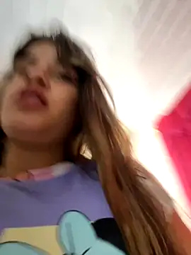 Snapshot of perlita05 chatting on 09/30/25, 03:40 perlita05 online show from 09/30/25, 03:40