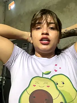 Snapshot of perlita05 chatting on 11/08/25, 02:53 perlita05 online show from 11/08/25, 02:53