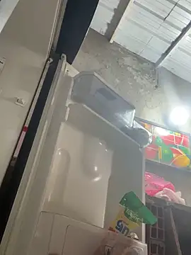 Snapshot of perlita05 chatting on 10/04/25, 08:10 perlita05 online show from 10/04/25, 08:10