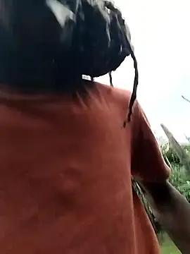 Snapshot of gwadaa9 chatting on 12/03/25, 09:14 gwadaa9 online show from 12/03/25, 09:14