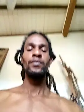 Snapshot of gwadaa9 chatting on 04/12/26, 04:21 gwadaa9 online show from 04/12/26, 04:21