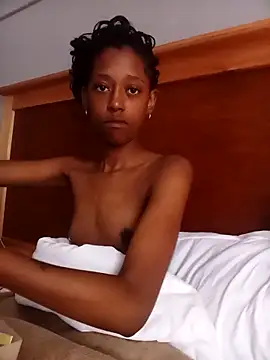 02Boitybaby online show from 11/14/25, 08:18