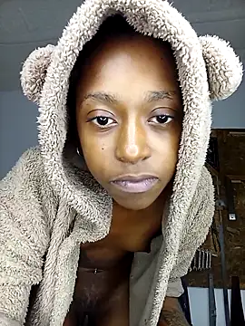 02Boitybaby online show from 10/18/25, 06:59