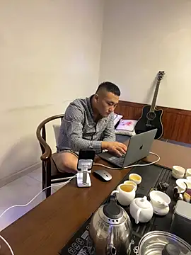 ShaoZian 1 online show from 11/07/25, 04:33