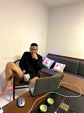 ShaoZian 1 online show from 10/23/25, 03:32