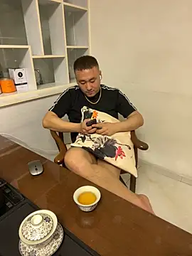 ShaoZian 1 online show from 04/08/26, 02:51