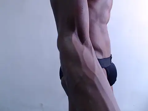 MAXIMO JHONS online show from 09/13/25, 04:29