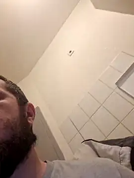 Snapshot of klydick chatting on 02/22/26, 12:02 klydick online show from 02/22/26, 12:02