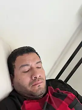 Snapshot of elamante03 chatting on 03/22/25, 04:26 elamante03 online show from 03/22/25, 04:26