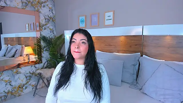 EmaBakker online show from 02/25/26, 10:48