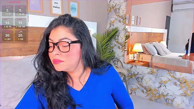 EmaBakker online show from 12/05/25, 12:26