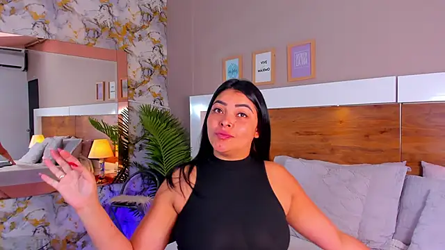 EmaBakker online show from 10/22/25, 01:21