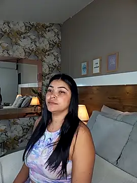 EmaBakker online show from 11/05/25, 12:08