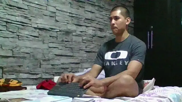 Snapshot of Sexylatin64 chatting on 02/03/26, 02:53 Sexylatin64 online show from 02/03/26, 02:53