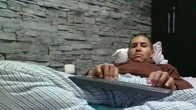 Snapshot of Sexylatin64 chatting on 06/08/26, 01:28 Sexylatin64 online show from 06/08/26, 01:28